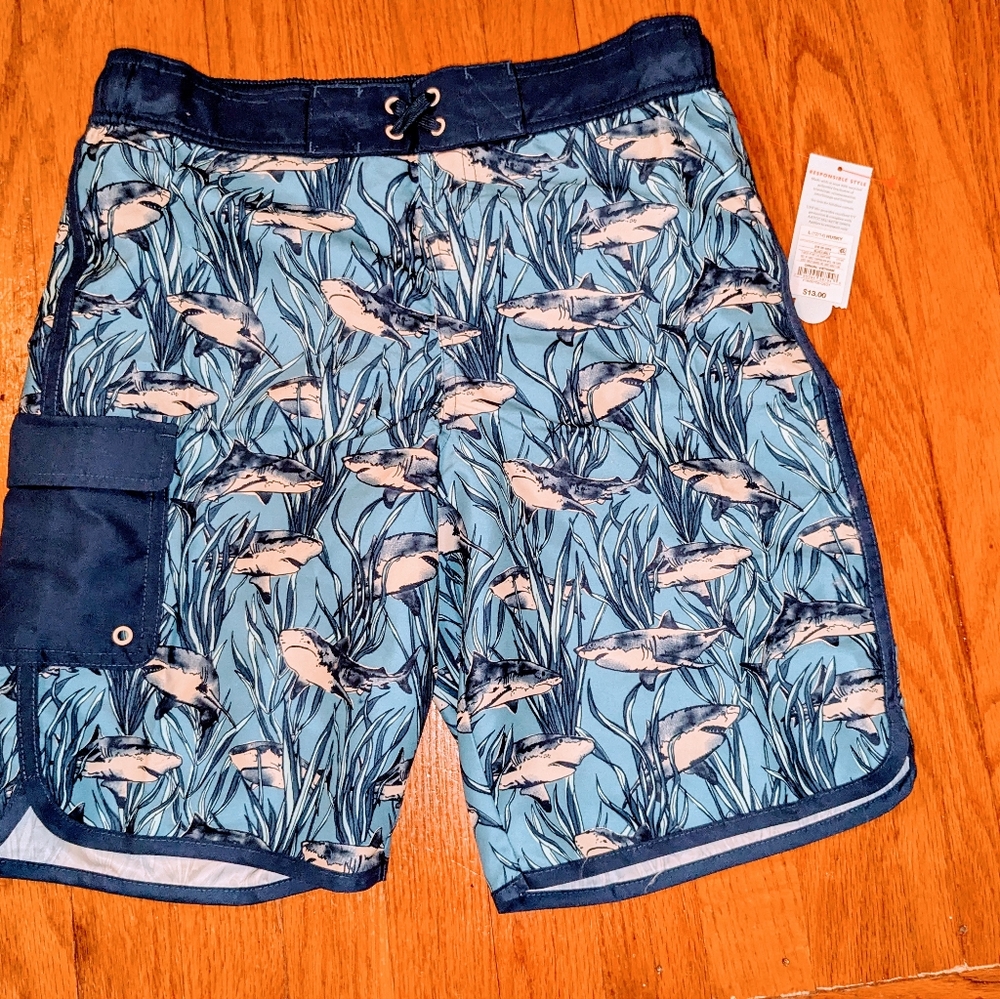 Cat & Jack Boy's Large (12/14) HUSKY Lined Shark Swim Trunks New With Tags